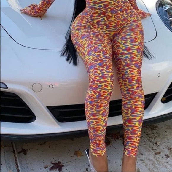 Gsuwoo flame jumpsuit with matching panties - Picture 2 of 11